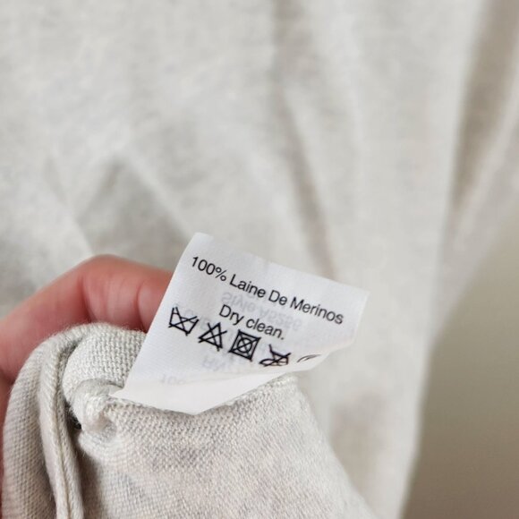 *Flawed* J. Crew Lightweight Merino Wool Scalloped Short Sleeve Sweater sz S - Picture 8 of 11